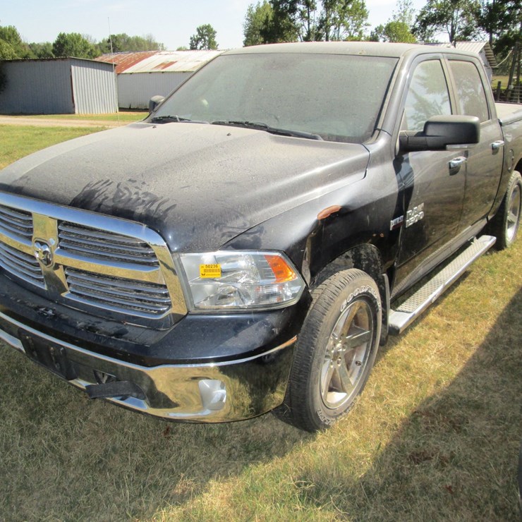 #50236 • *INOP 2013 Dodge Ram Bighorn 4x4 Crew Cab Pickup 1C6RR6LT5DS644665 INV#50236
