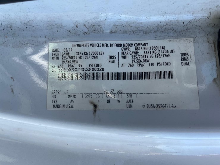 2019-ford-f550-image-10