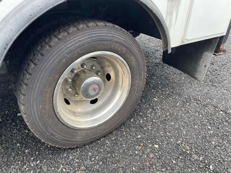 2019-ford-f550-image-13