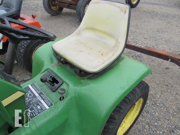john-deere-110-image-3