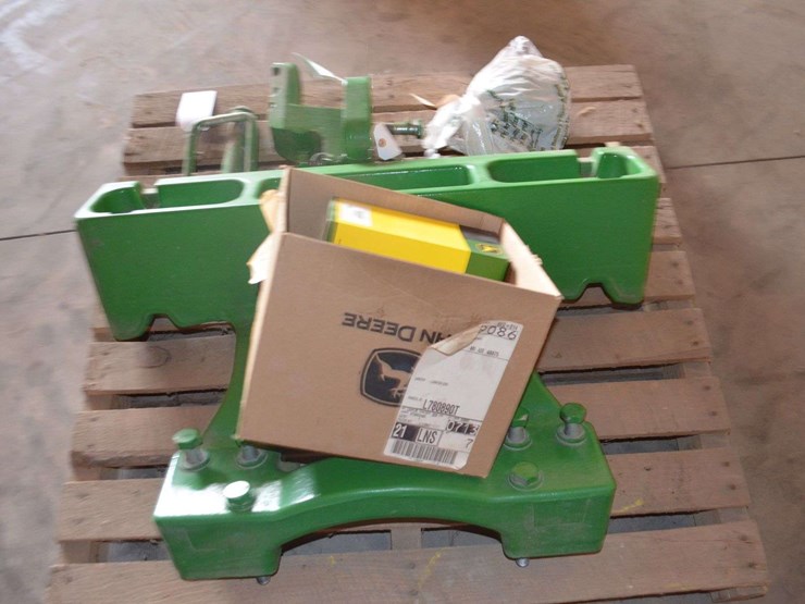 2011-john-deere-r-image-57