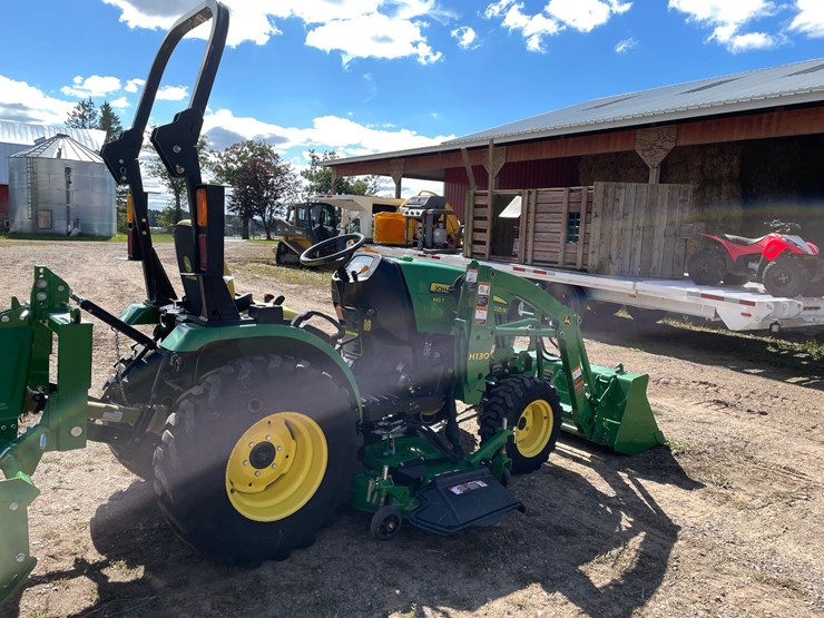 2025-john-deere-2025r-image-4