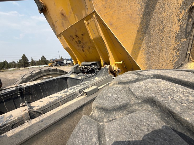 2018-komatsu-hm400-5-image-35