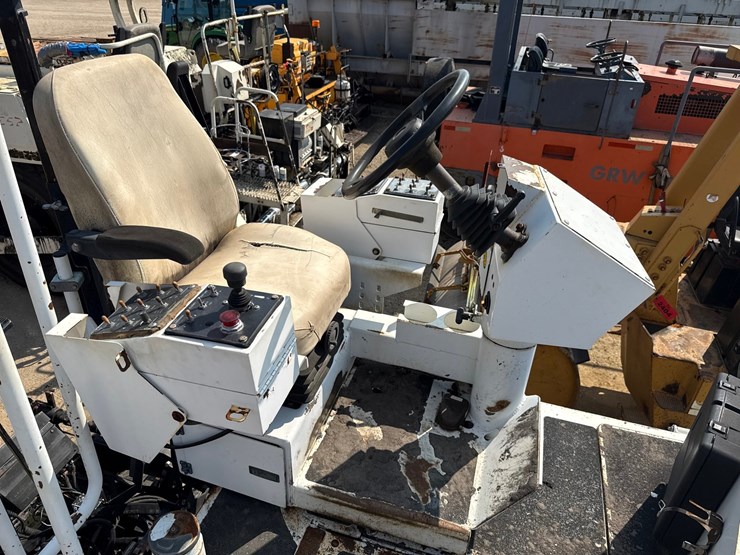 2014-roadtec-rp190e-image-111