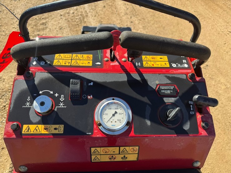 #1919-•-toro-39519-stand-on-aerator-image-13