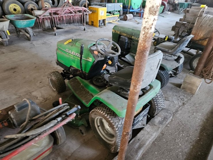 john-deere-la-image-2