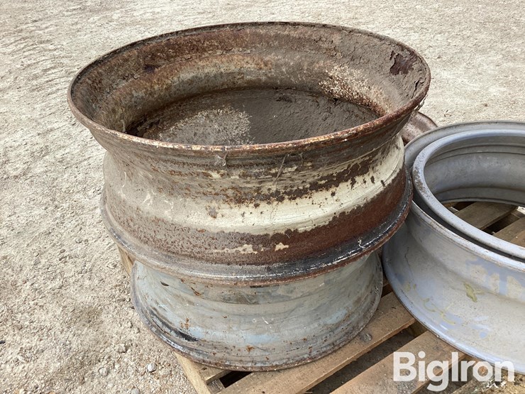 hub-piloted-mixed-steel-rims-image-12