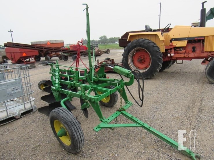 john-deere-14-image-4