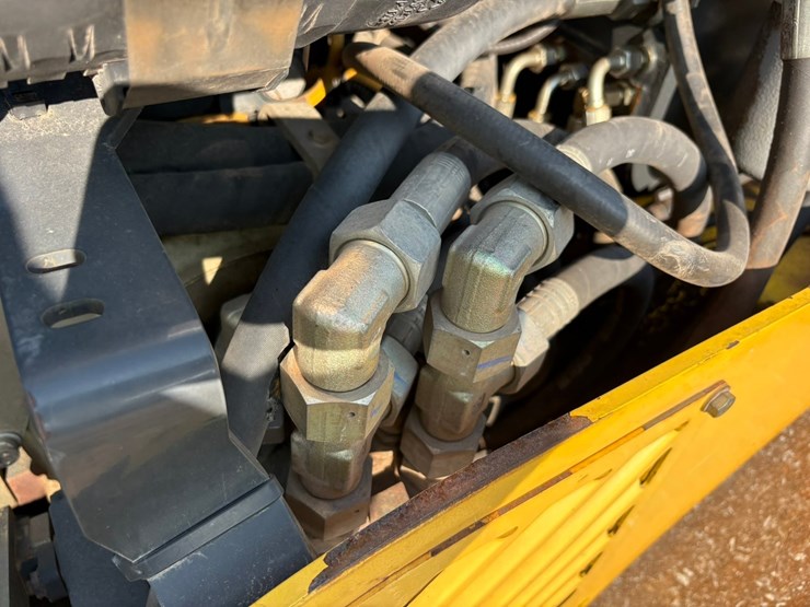 2012-bomag-bw120ad-4-image-29