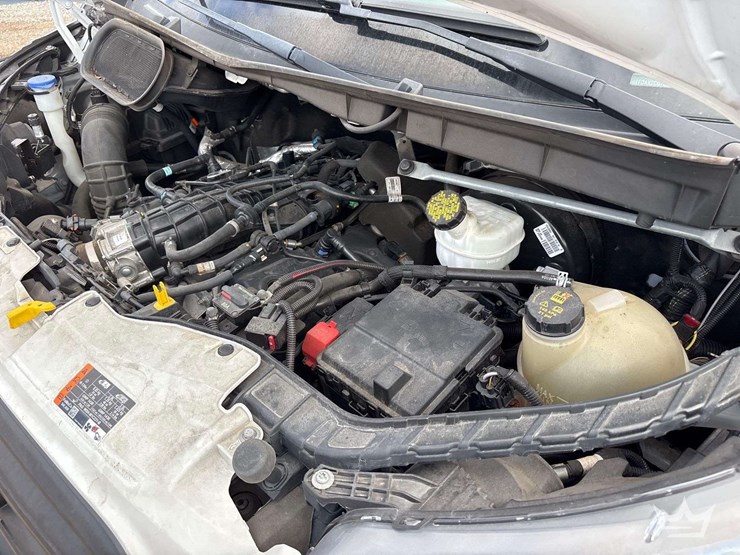 2020-ford-transit-image-9