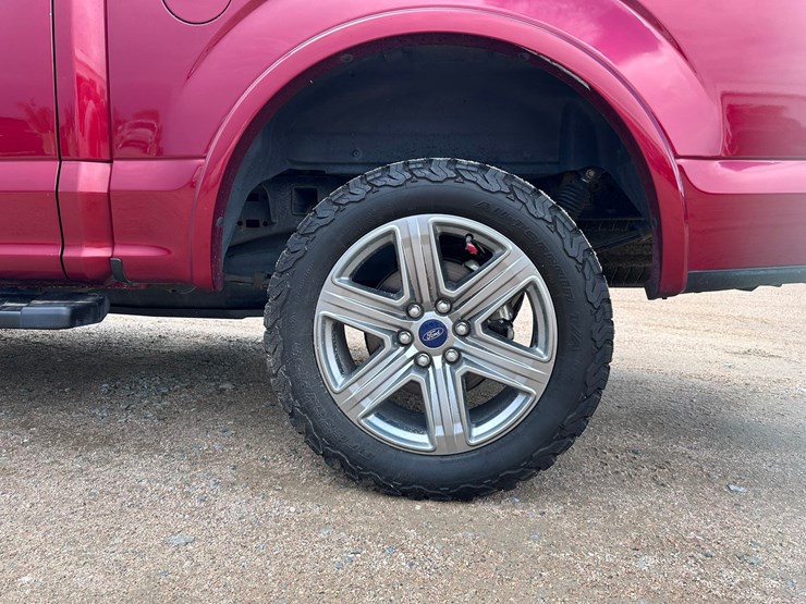 2019-ford-f150-lariat-image-37