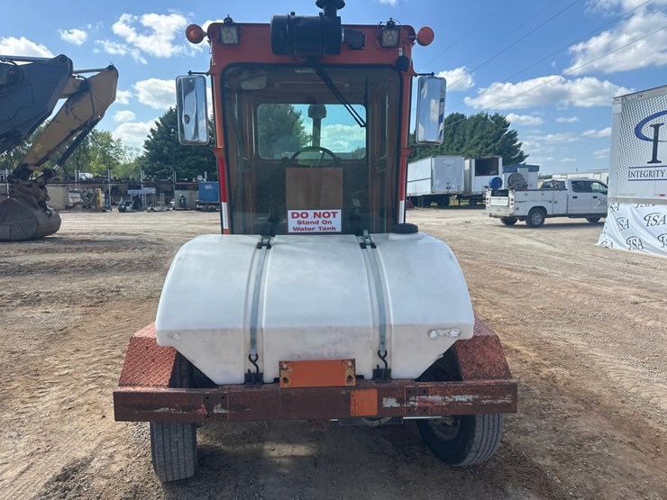 2010-broce-rjt350-image-8