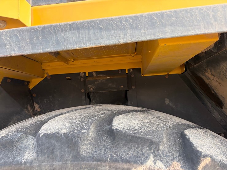 2018-komatsu-hm400-5-image-71