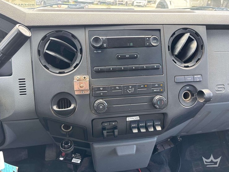 2012-ford-f550-image-15