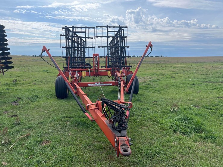 bourgault-7200-image-5