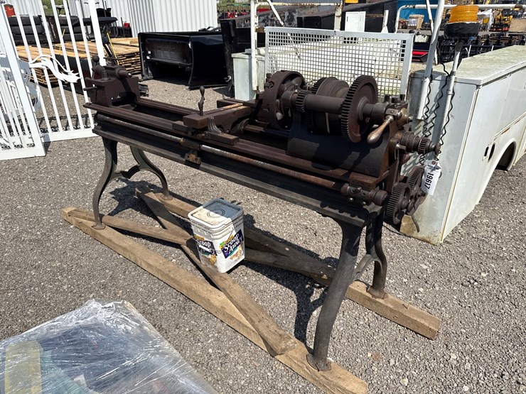 #6088-•-putnam-lathe-image-5