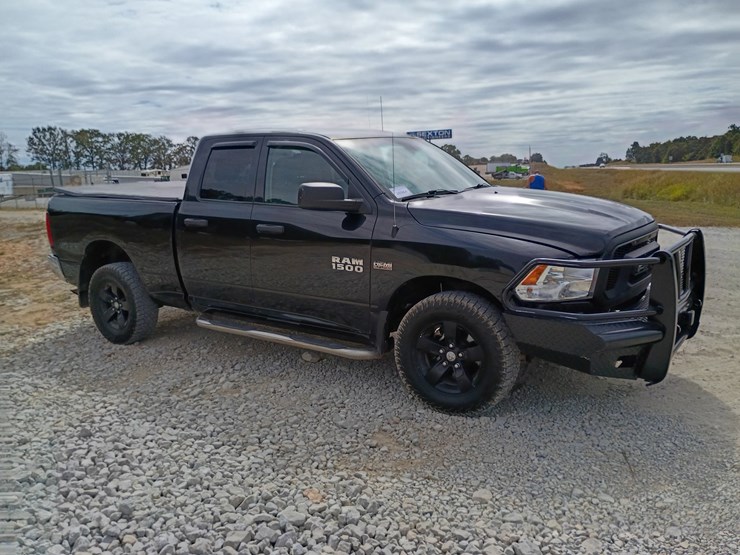 2018-dodge-1500-image-12