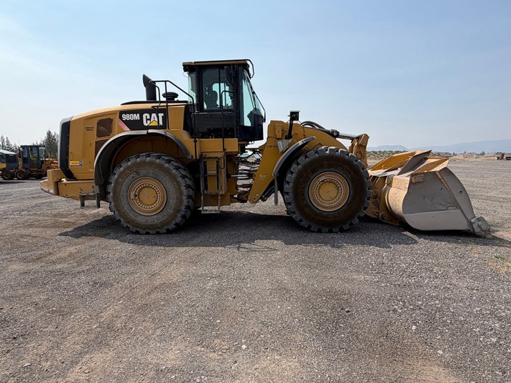 2018-caterpillar-980m-image-4