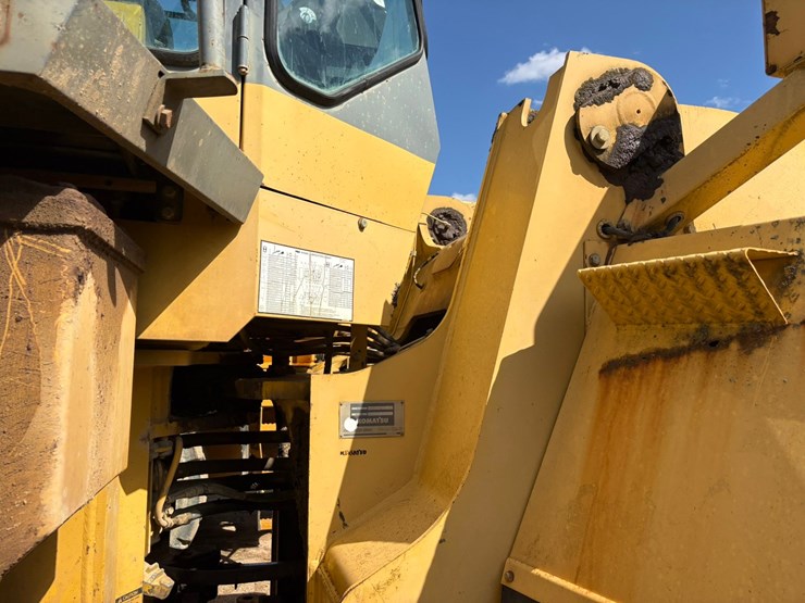 komatsu-wa500-1le-image-28