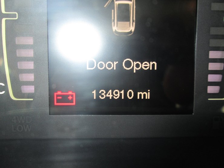 2014-jeep-cherokee-image-31