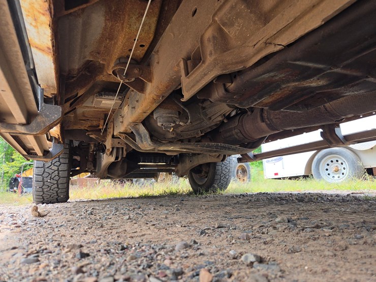 2013-ford-f250-lariat-image-27