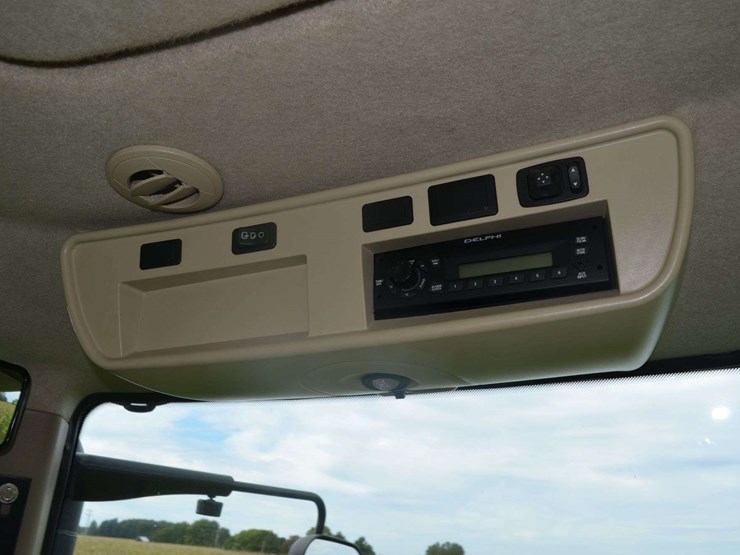 2011-john-deere-r-image-45