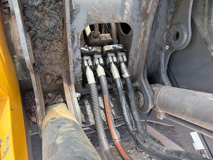 2019-volvo-ec480el-image-24