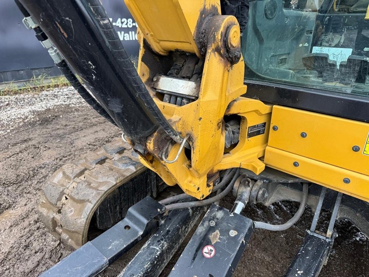 2022-caterpillar-305cr-image-14