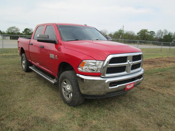 2018-dodge-ram-2500-image-2
