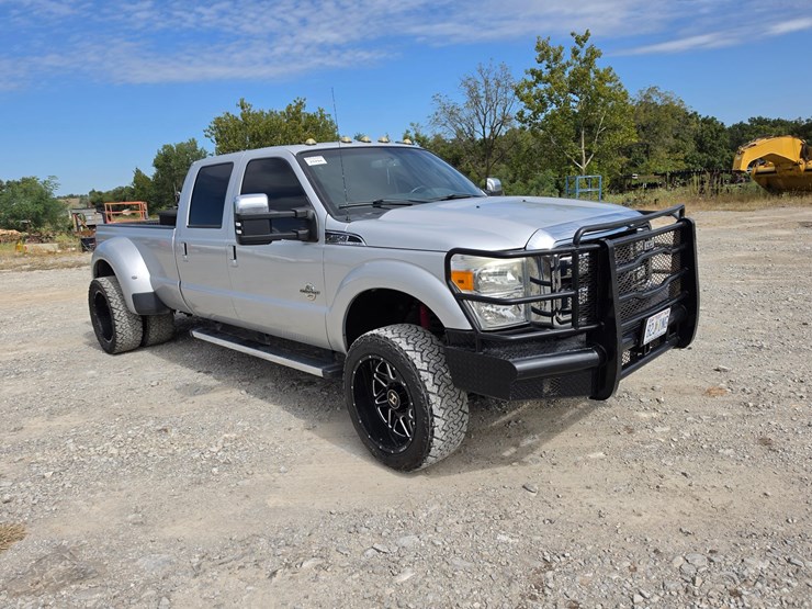 2015-ford-f350-image-25