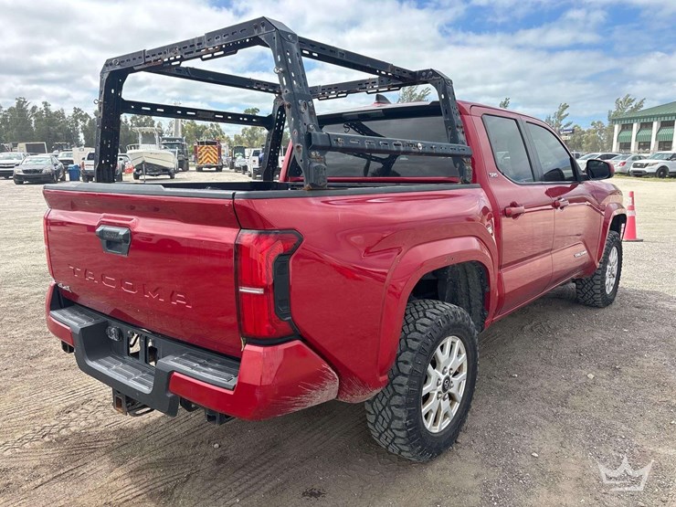 2024-toyota-tacoma-image-3