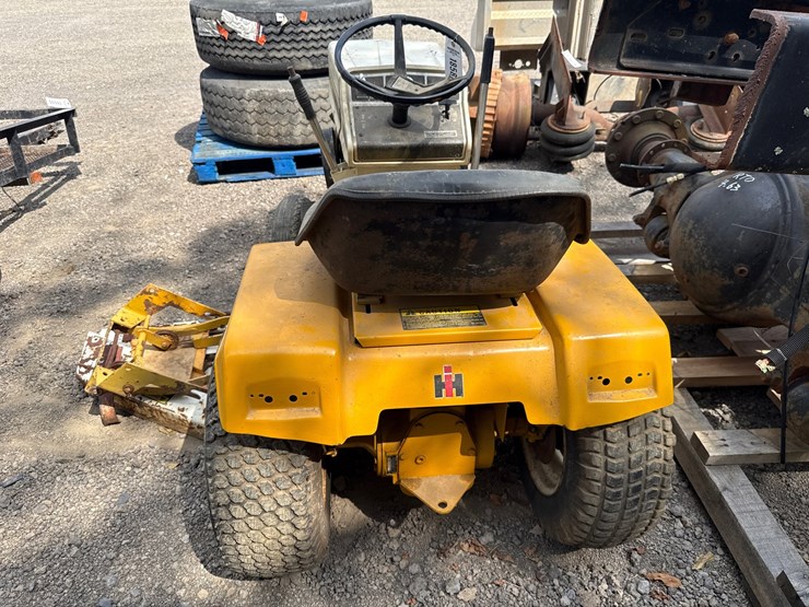 cub-cadet-86-image-12