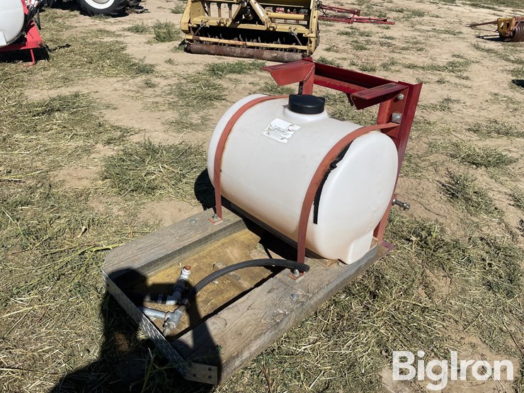 3-pt-sprayer-tank-image-3
