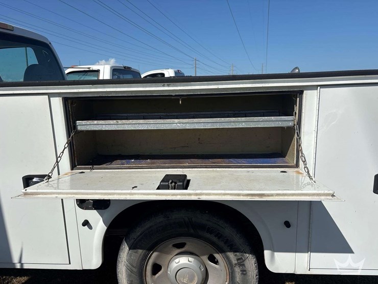 2008-ford-f250-image-16