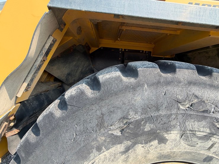 2016-komatsu-hm400-5-image-126