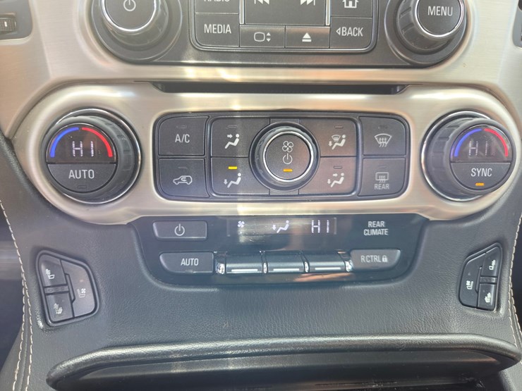 2019-gmc-yukon-image-46