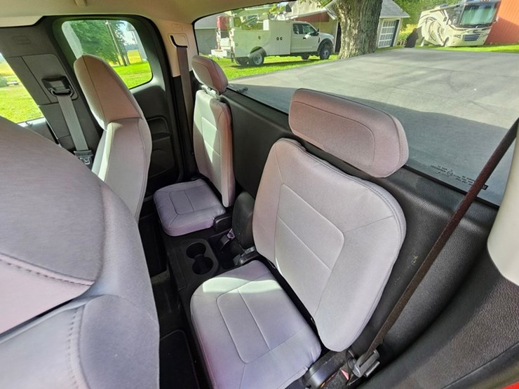2016-chevrolet-colorado-image-27