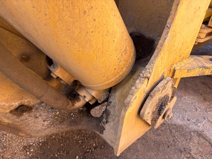 komatsu-wa500-1le-image-47