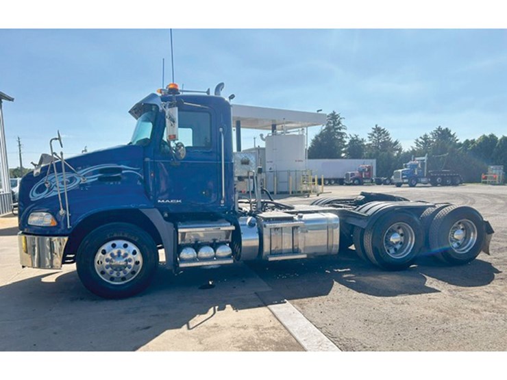 2014-mack-cxu613-image-4