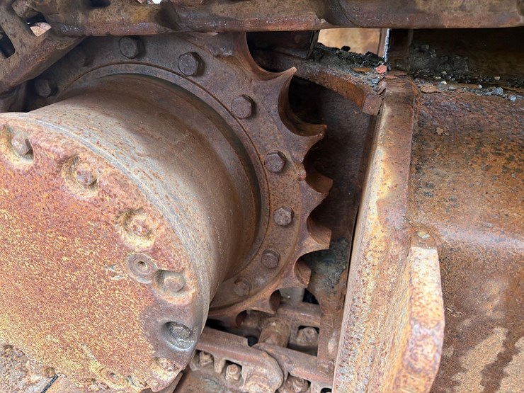 deere-200d-lc-image-14