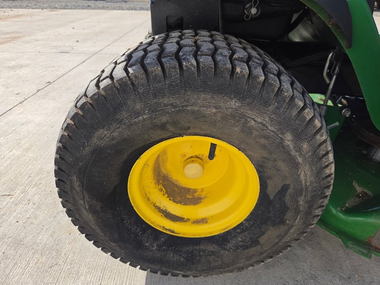 2013-john-deere-d130-image-35