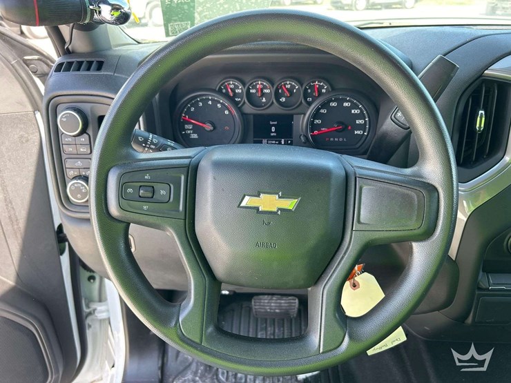 2022-chevrolet-silverado-1500-image-11