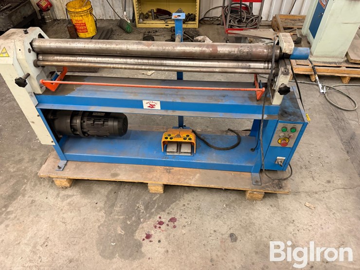 2019-iron-bull-roller-image-2