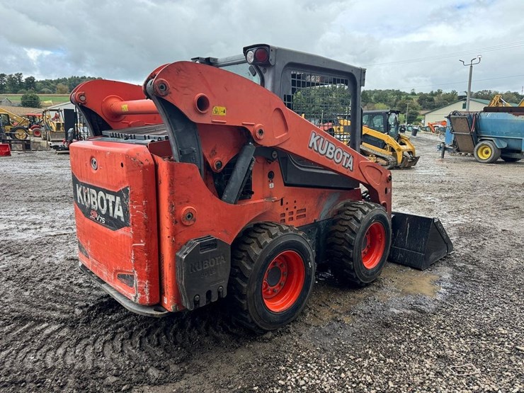 2016-kubota-ssv75-image-6
