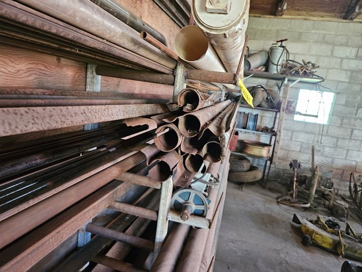 #8781-•-steel-wall-contents-image-20