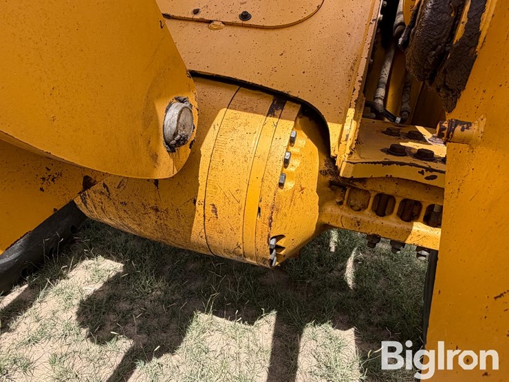 2001-deere-624h-image-18