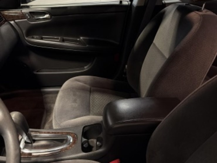 2014-chevrolet-impala-sdn-image-20