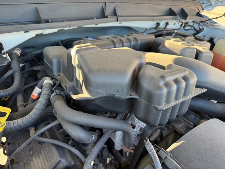2015-ford-f350-image-44