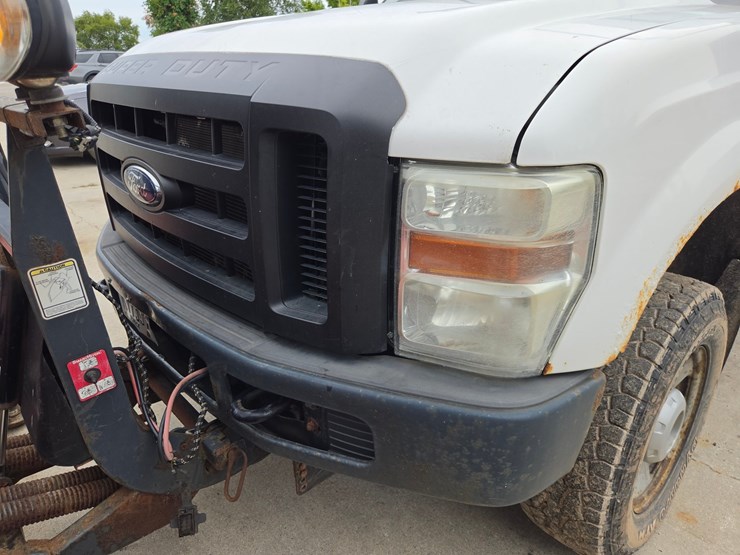 2009-ford-f250-image-15