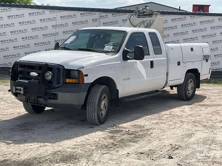 2006-ford-f350-image-1